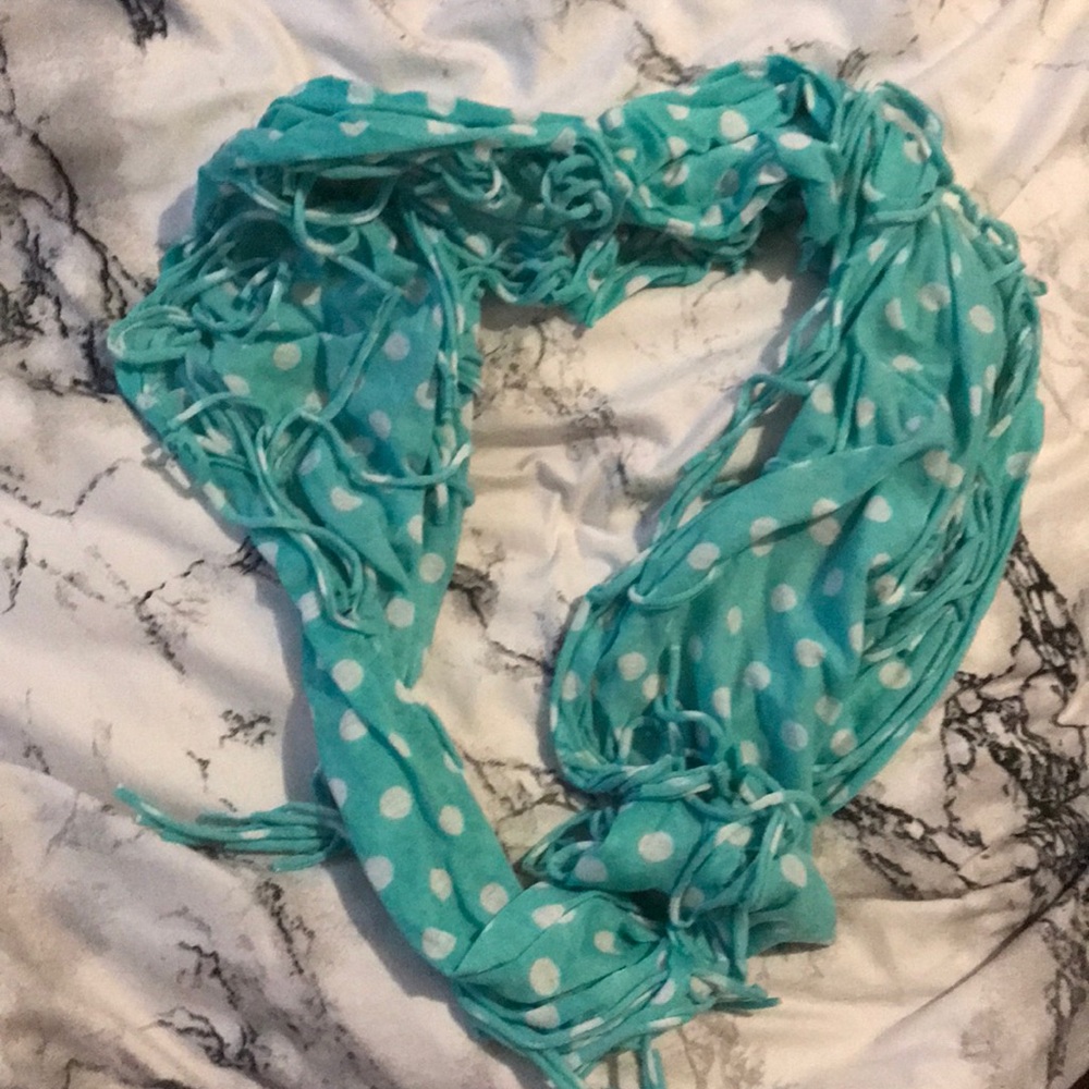 Neck scarf